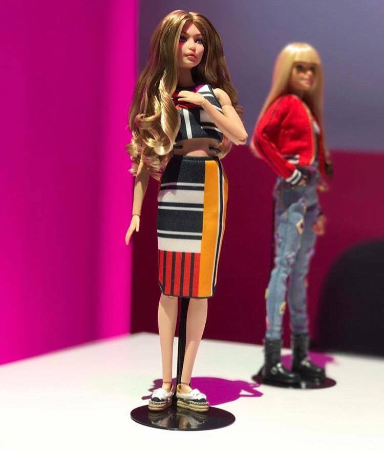 Big Barbie dolls news 2018: Barbie Gigi Hadid, Totally Hair Readhead, Lara Croft and more - YouLoveIt.com