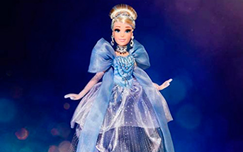 Disney Princess Style Series Holiday Style Cinderella is now available