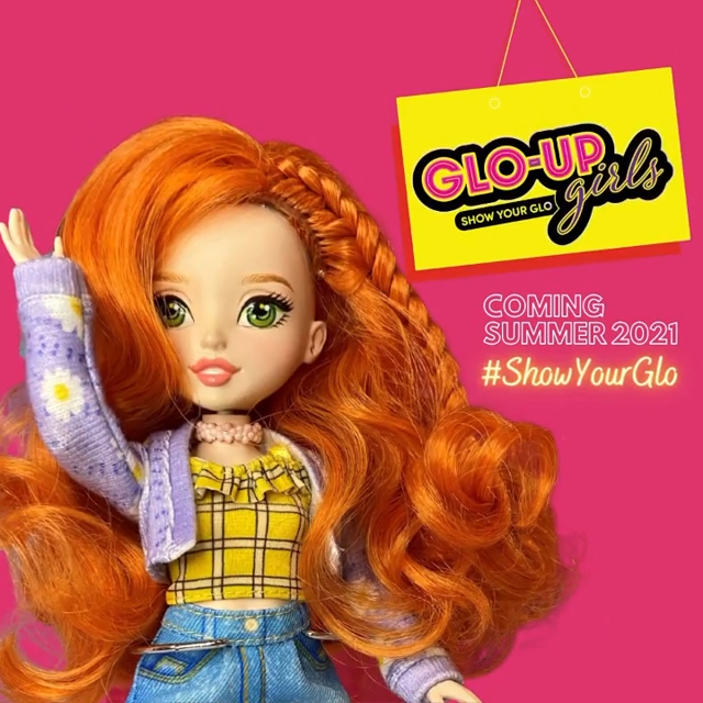 Glo Up Girls fashion dolls Far Out Toys