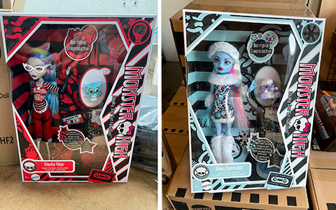 Monster High Creeproduction wave 2 dolls 2024 Spectra Vondergeist, Abbey Bominable and Ghoulia Yelps