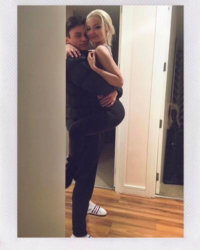 Dove Cameron and Thomas Doherty Dove Cameron and Thomas Doherty
