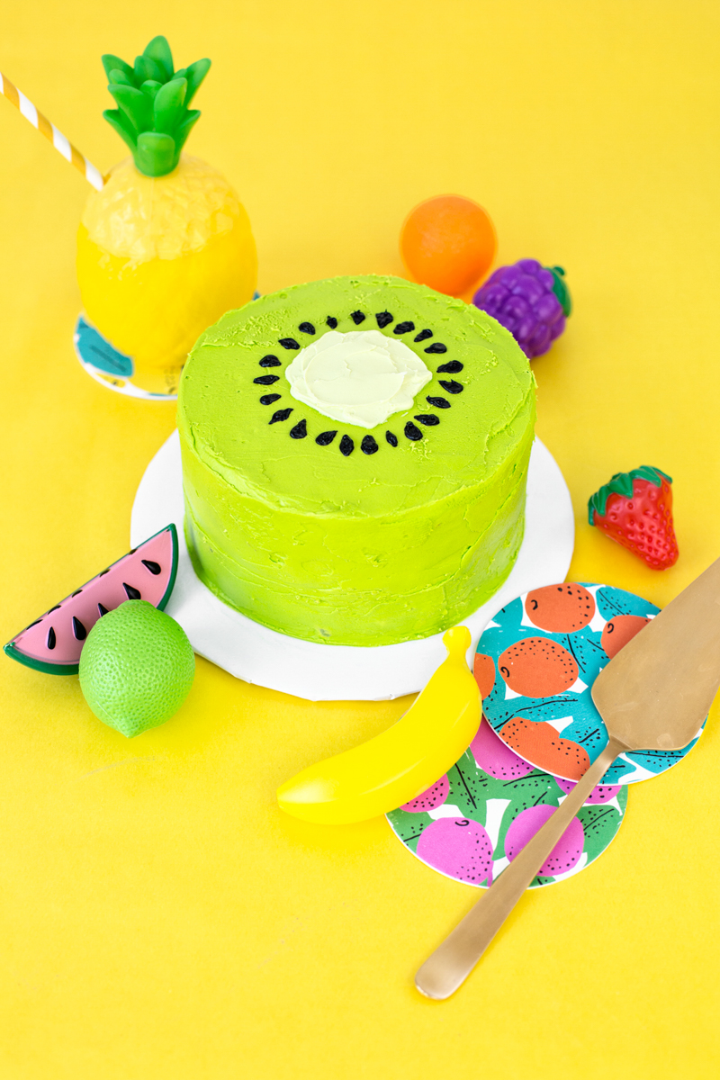 Kiwi fruit slice cake design Kiwi fruit slice cake design