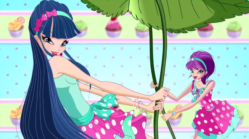 World of Winx season 2: Winx in super sweet strawberry outfits