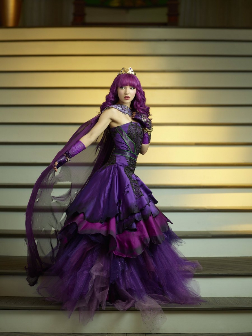 Disney Descendants 2 Mal cotillion