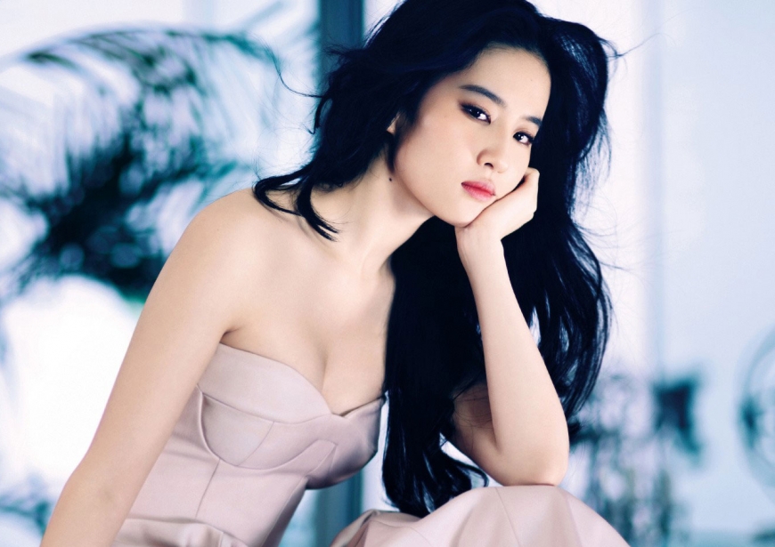 Liu Yifei new Mulan.