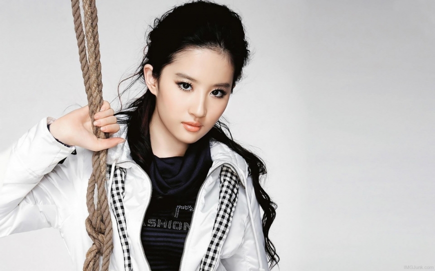 Liu Yifei new Mulan