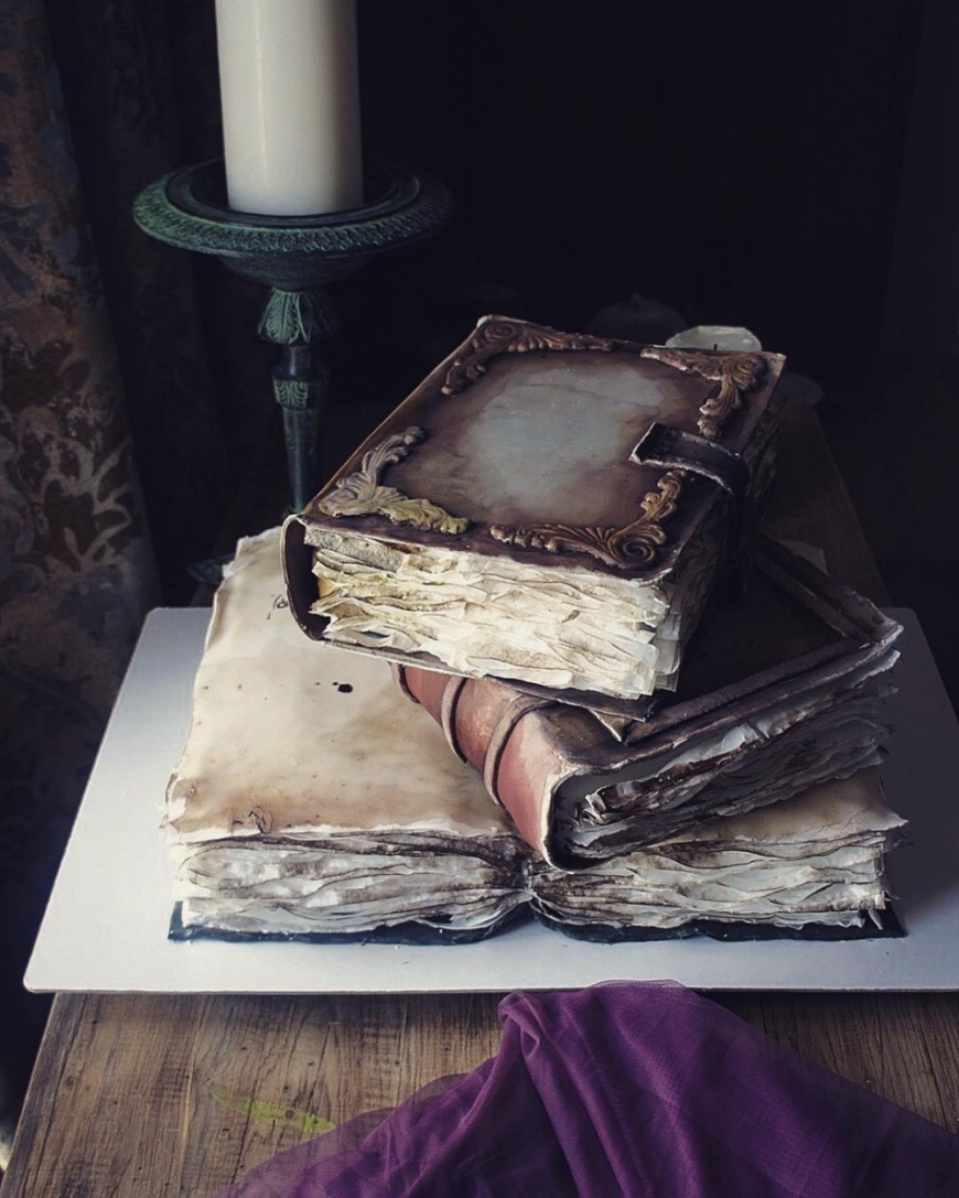 Book cake