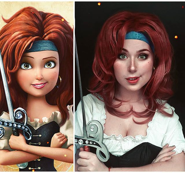 Cosplayer skillfully turns herself into cartoon characters