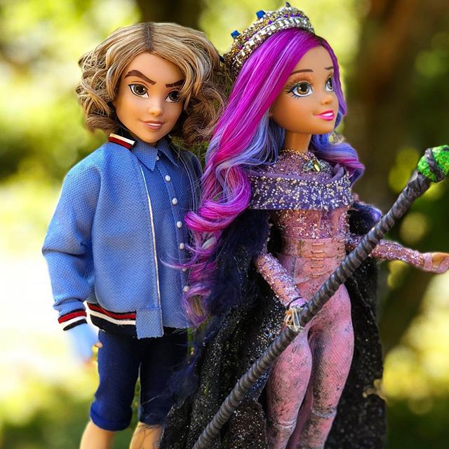 Stunning handmade custom dolls of Disney Descendants 3 characters 