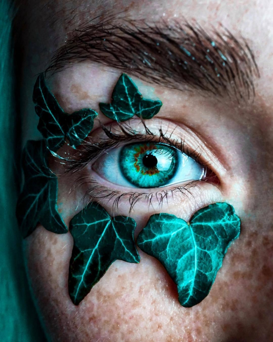 These close up photos with animals and nature will give you fantasy vibes