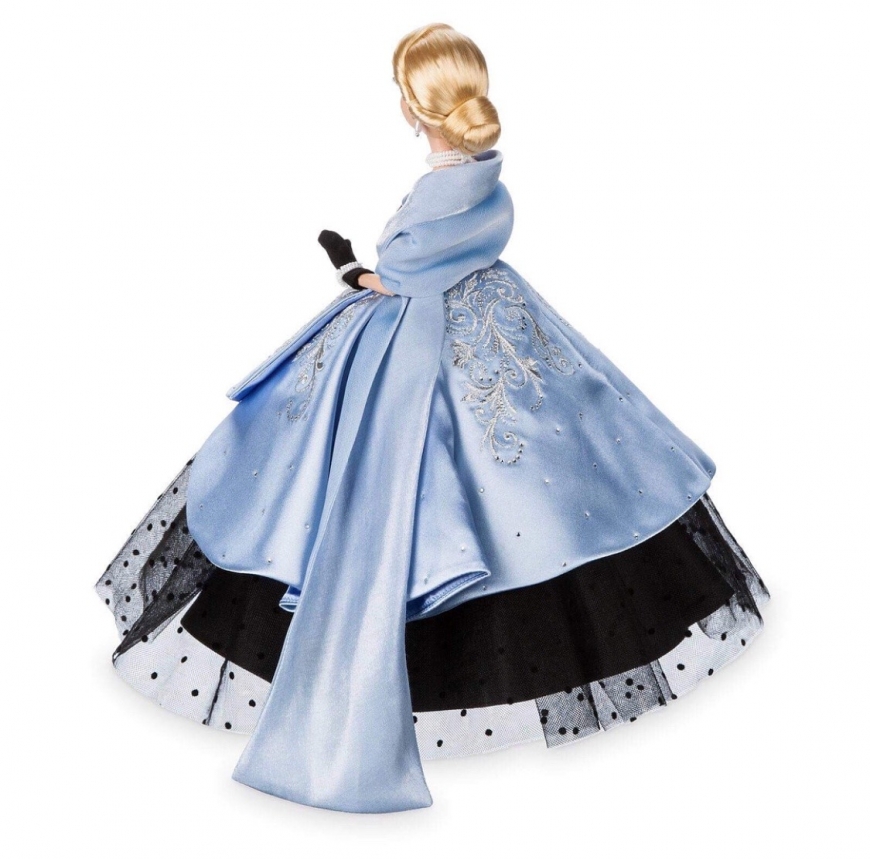 Cinderella Premiere Series doll