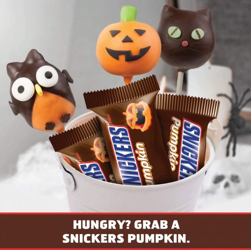 SNICKERS Halloween Pumpkin