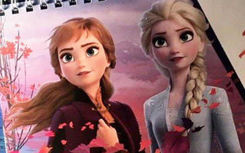FROZEN 2 first promo picture! First look at Anna and Elsa new outfits