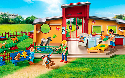 PLAYMOBIL Tiny Paws Pet Hotel