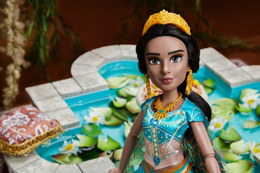 Disney Aladdin movie dolls from Hasbro - Agrabah Collection set