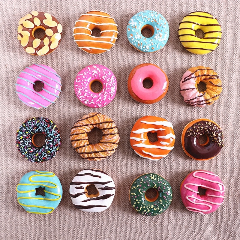Reslistic donuts magnets