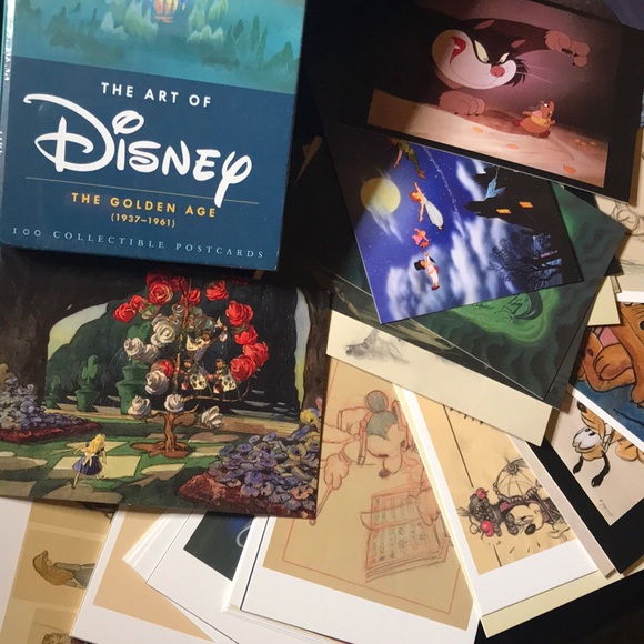 Disney Frozen Postcard Box with 100 cards inside! Concept art and illustrations from Frozen, Frozen Fever and Olaf's Frozen Adventure