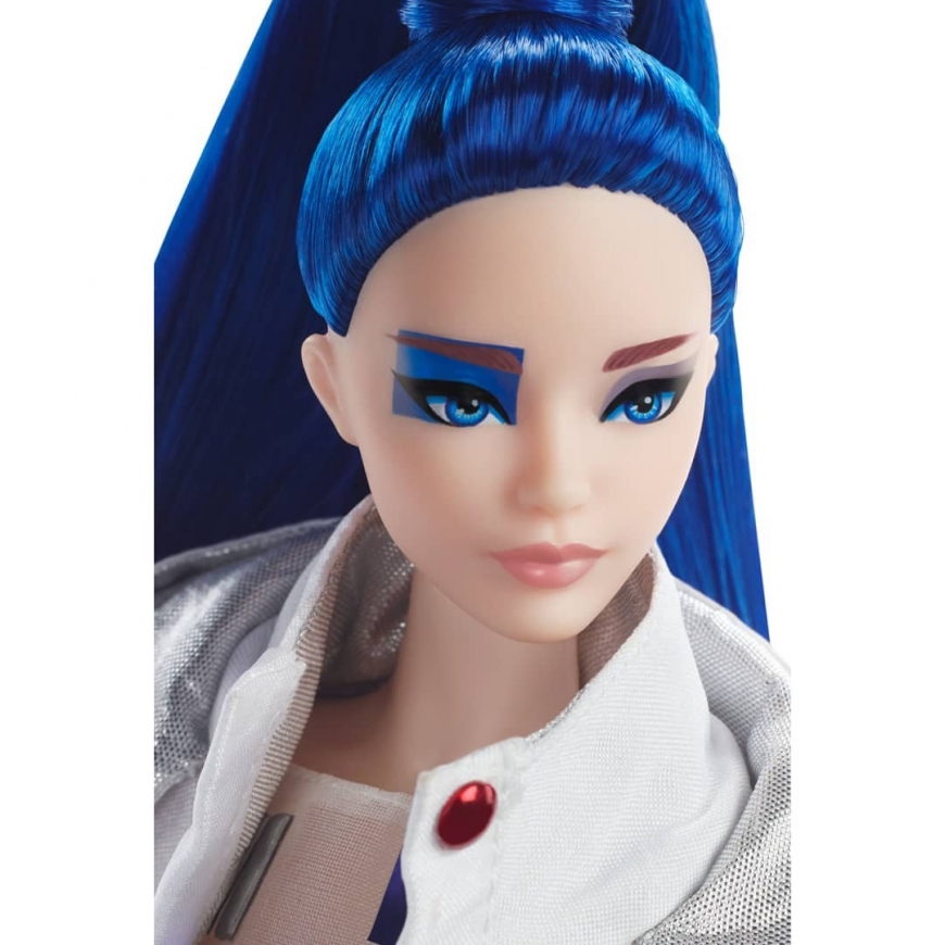 Star Wars R2-D2 Barbie doll photo