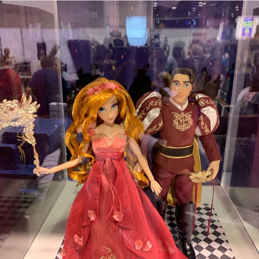 D23 2019 Disney Designer Midnight Masquerade Series Giselle and Edward dolls