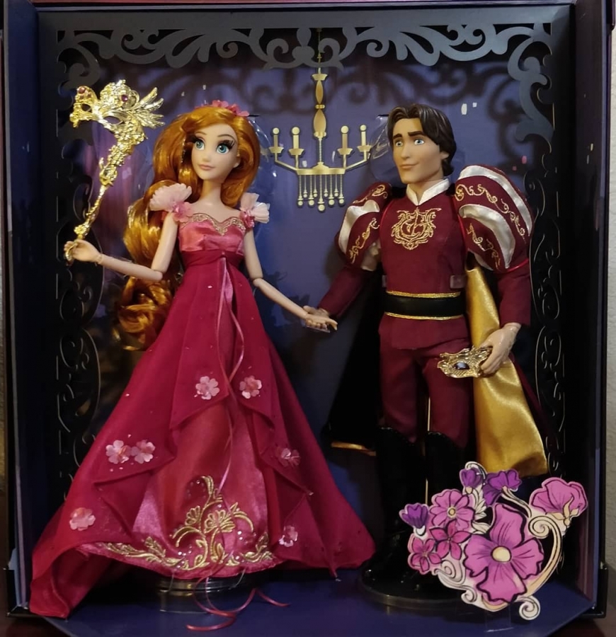 D23 Disney Designer Midnight Masquerade Series Giselle and Edward doll