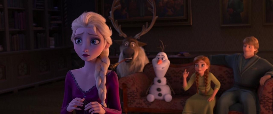 Frozen 2 NEW images with Lieutenant Matthias and Queen Iduna from D23