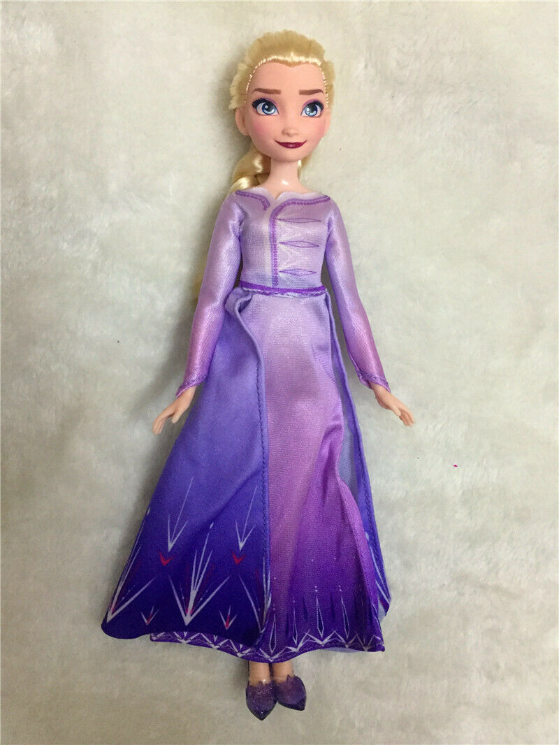 Elsa celebrating doll Frozen 2