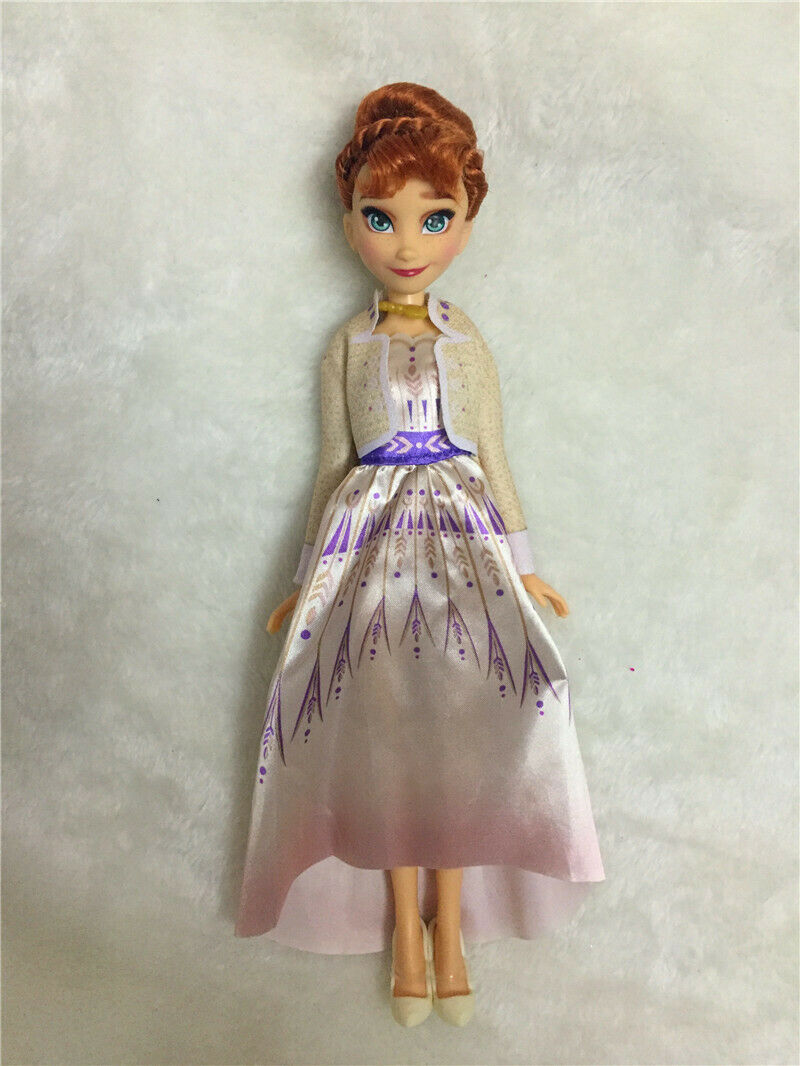 Princess Anna celebrating doll Frozen 2