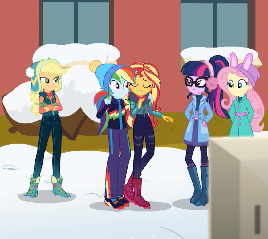Equestria Girls Holiday Unwrapped Rainbow Dash winter outfit