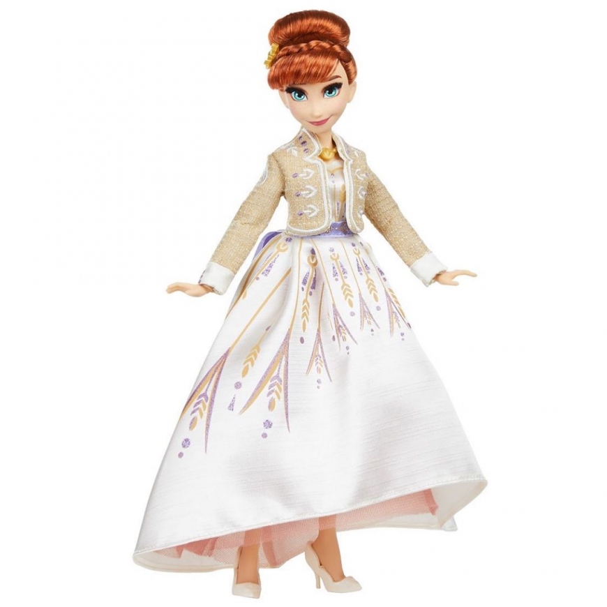 Anna Frozen 2 deluxe fashion doll from Hasbro