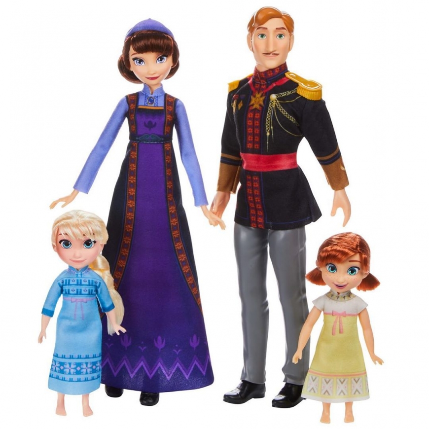 Queen Iduna and King Agnarr with kids Elsa and Anna doll set