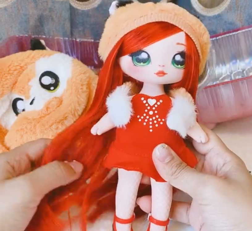 Na!Na!Na! Surprise! - new surprise soft fashion dolls from MGA, with cute animal pom