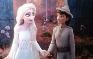 Frozen 2 final Elsa snow Queen Fifth element look
