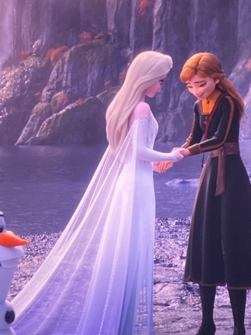 Frozen 2 Elsa new fifth element white dress