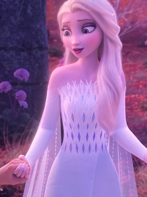 Frozen 2 Elsa new fifth element white dress