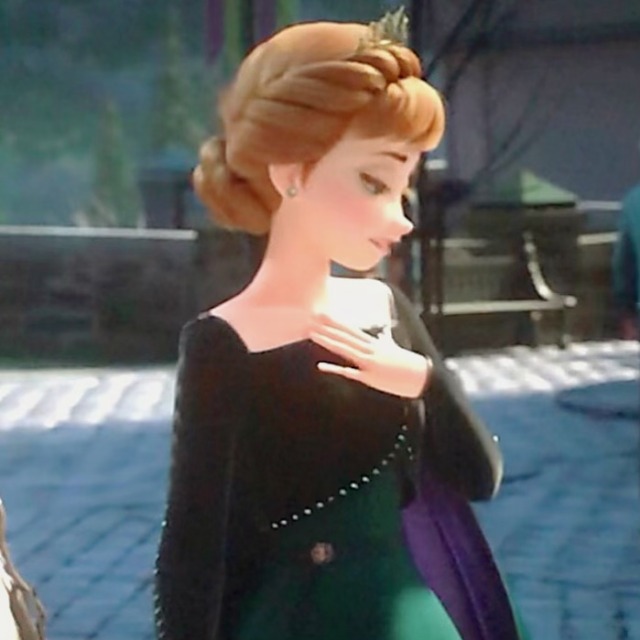 Anna queen of Arendelle Frozen 2 finale