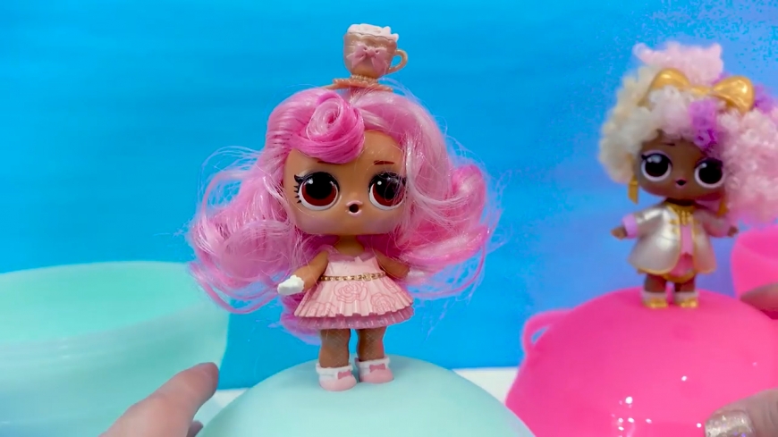 LOL Surprise Hairvibes dolls