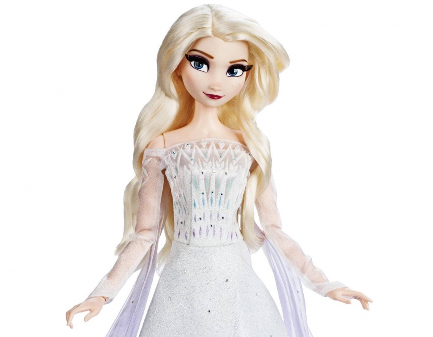 Frozen 2 Elsa white dress limited edition doll