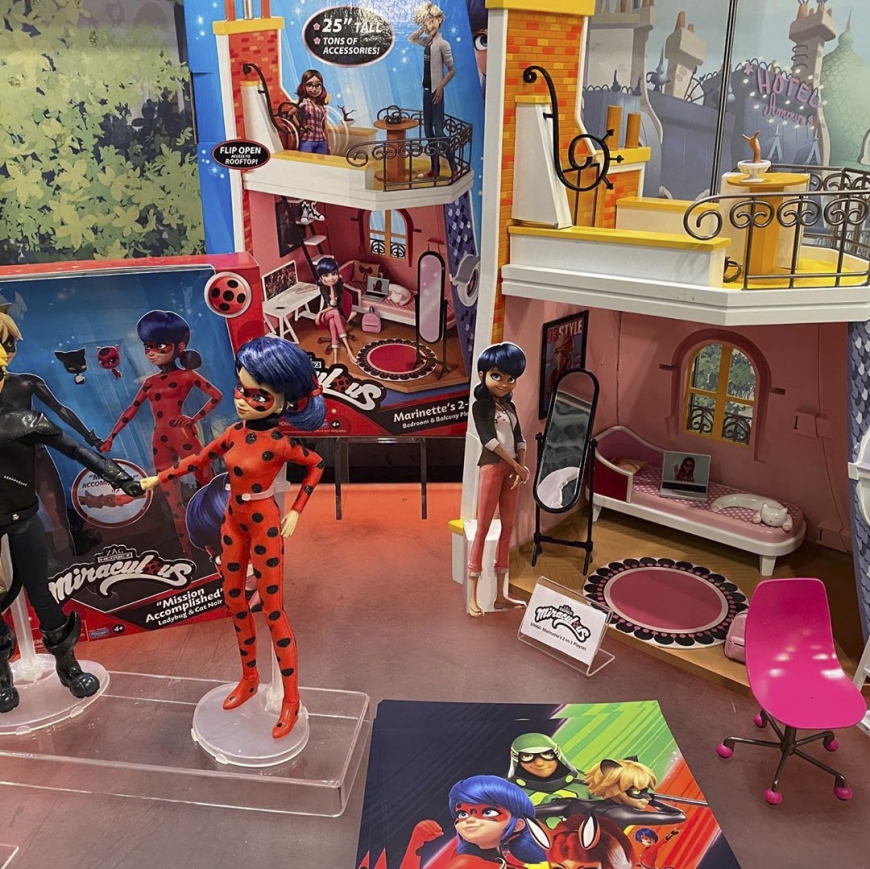 Miraculous Ladybug Playmates Marinette room playset