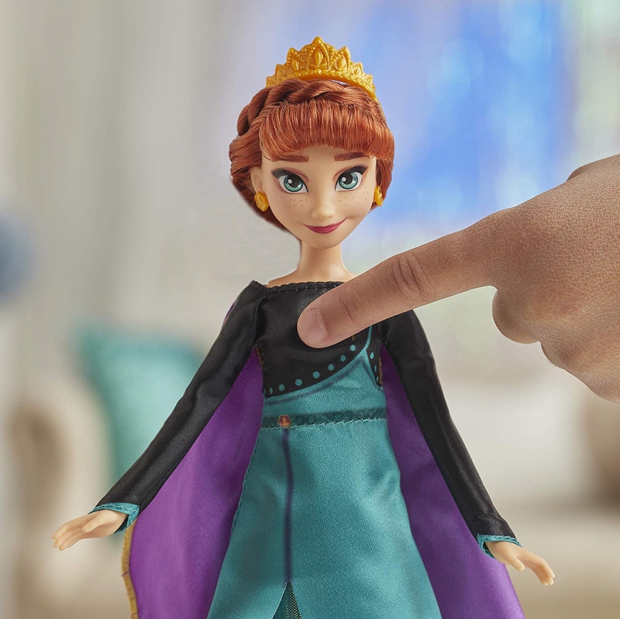 Frozen 2 Anna queen doll singing