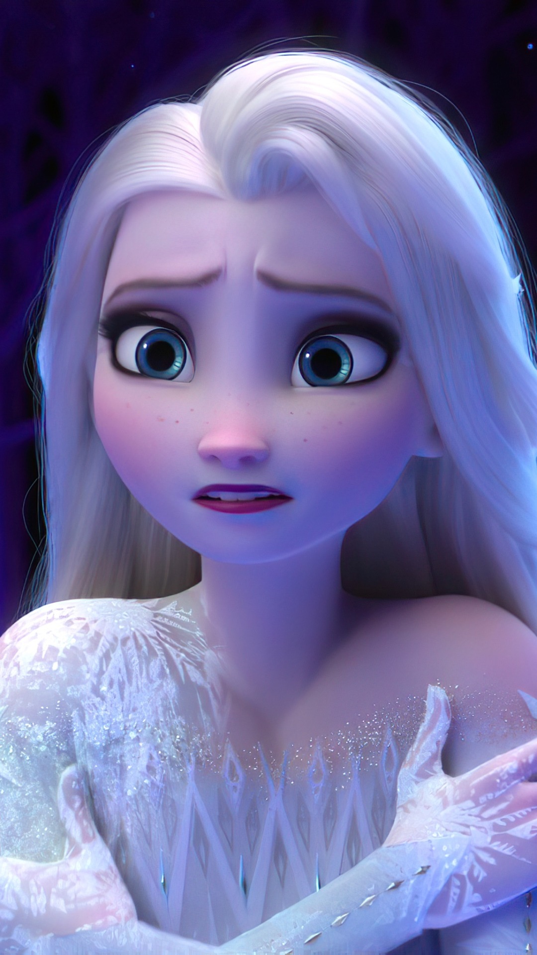 Lots of big and beautiful pictures of Elsa from Frozen 2 movie