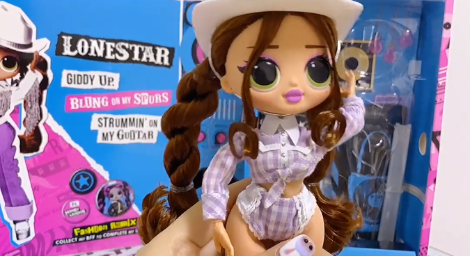 LOL OMG Remix Lonestar doll