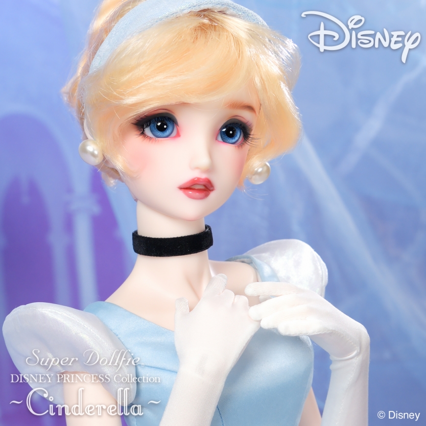 Super Dollfie Cinderella doll