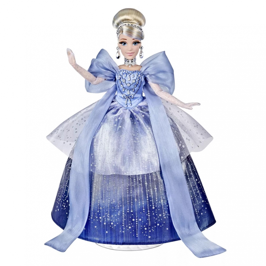 Disney Princess Style Series Holiday Style Cinderella