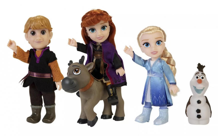 Disney Frozen 2 Petite Adventure Dolls Gift Set