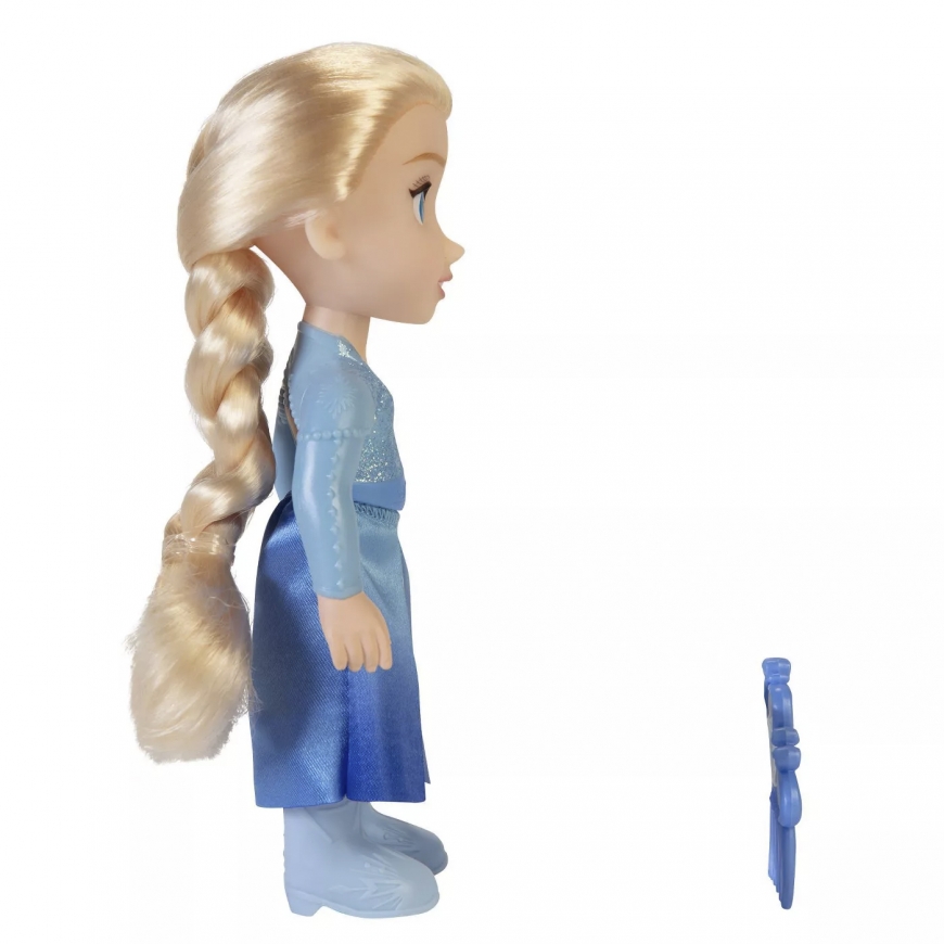 Petit Elsa Adventure doll