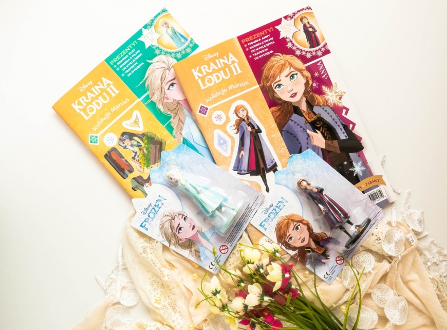 Frozen 2 magazine from Poland with figures