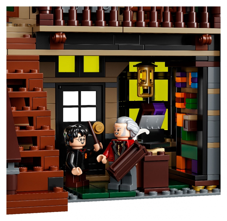 Huge LEGO Harry Potter Diagon Alley 75978 set 2020