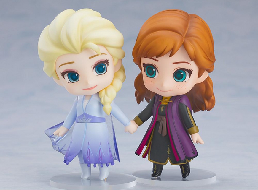 Nendoroid Frozen 2 Elsa travel dress