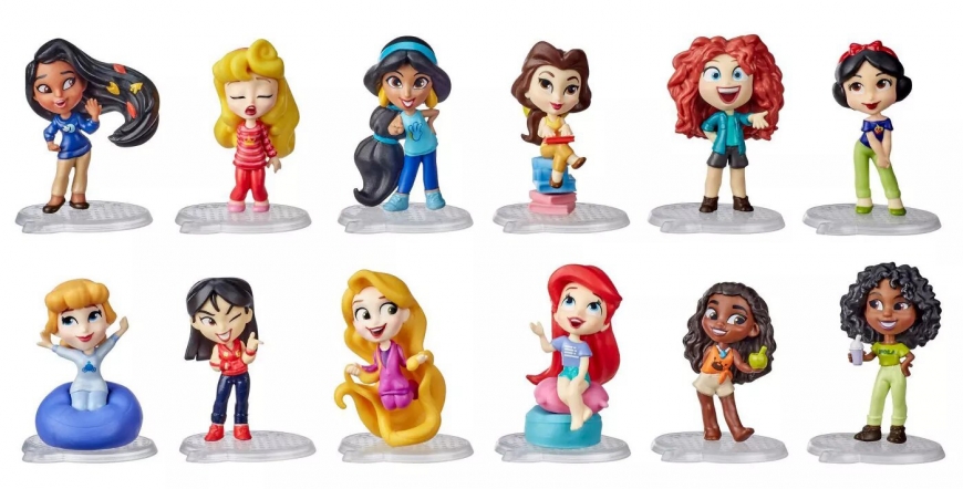 Disney Princess Comics Minis Comfy Squad Collection Pack with 12 dolls