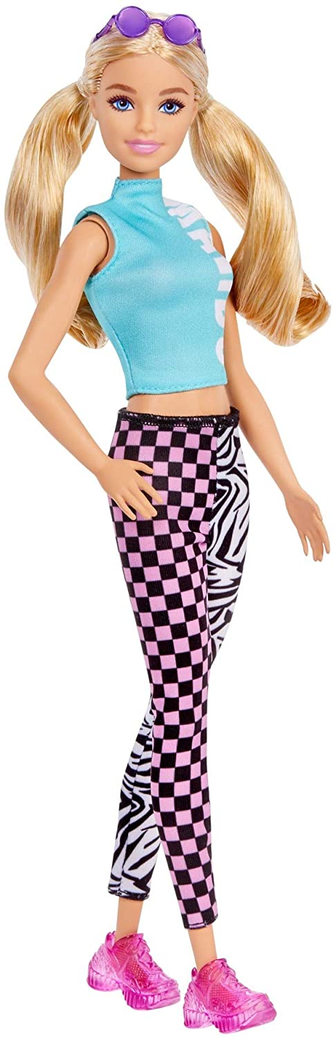 Barbie Fashionistas 2021 doll